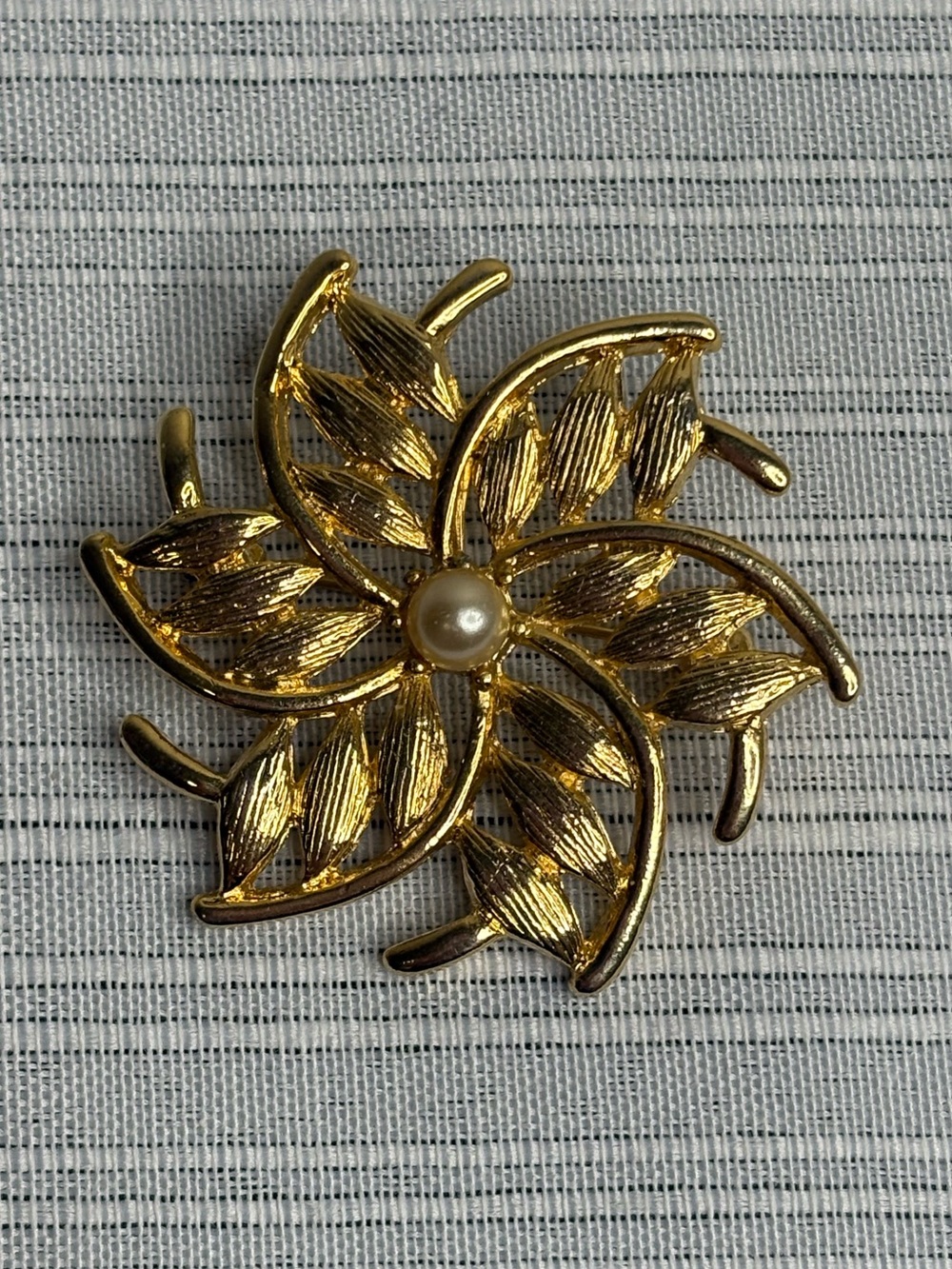 Gold Tone Flower with Faux Pearl Center Brooch